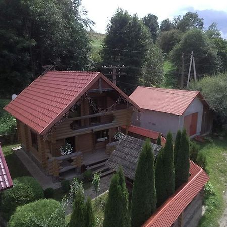 Затишний Будиночок Bukovets Esterno foto