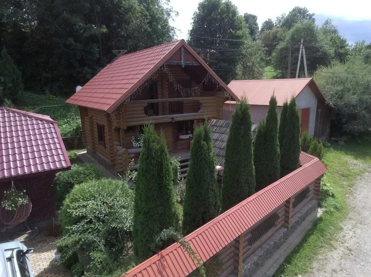 Затишний Будиночок Bukovets Esterno foto