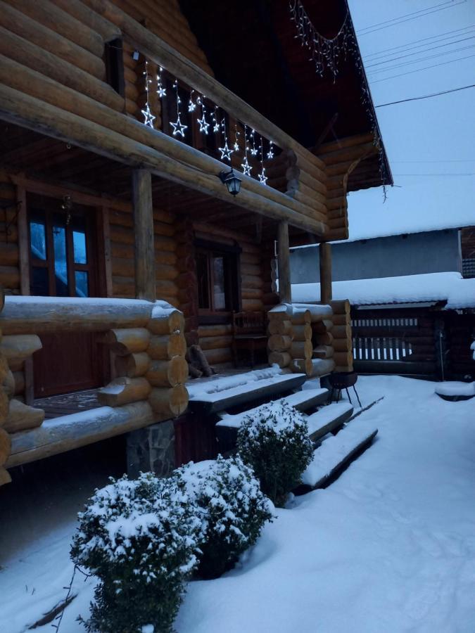 Затишний Будиночок Bukovets Esterno foto