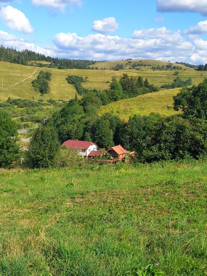 Затишний Будиночок Bukovets Esterno foto